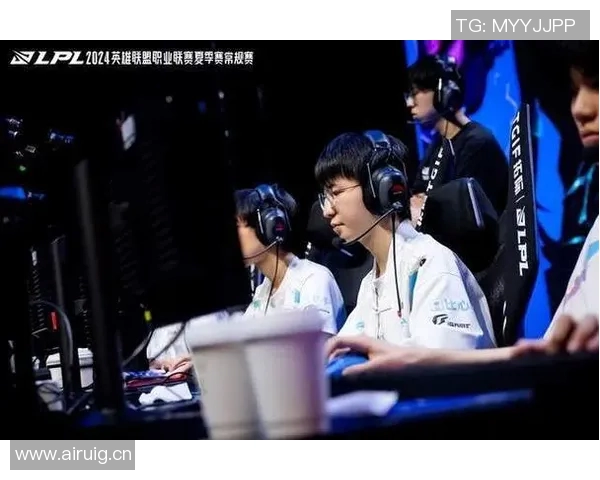 热议英雄联盟BLG战队协作新策略引发电竞圈热潮 热议英雄联盟BLG战队协作新策略引发电竞圈热潮